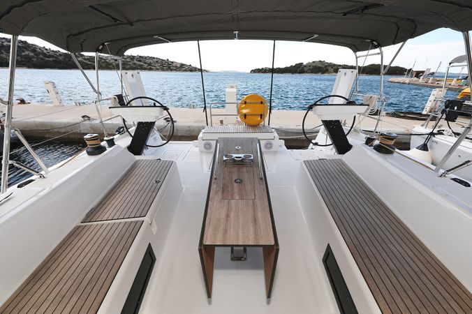 Dufour 470 | Dance