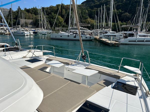 Bali Catspace | Perle Blanche