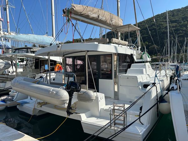 Bali Catspace | Perle Blanche