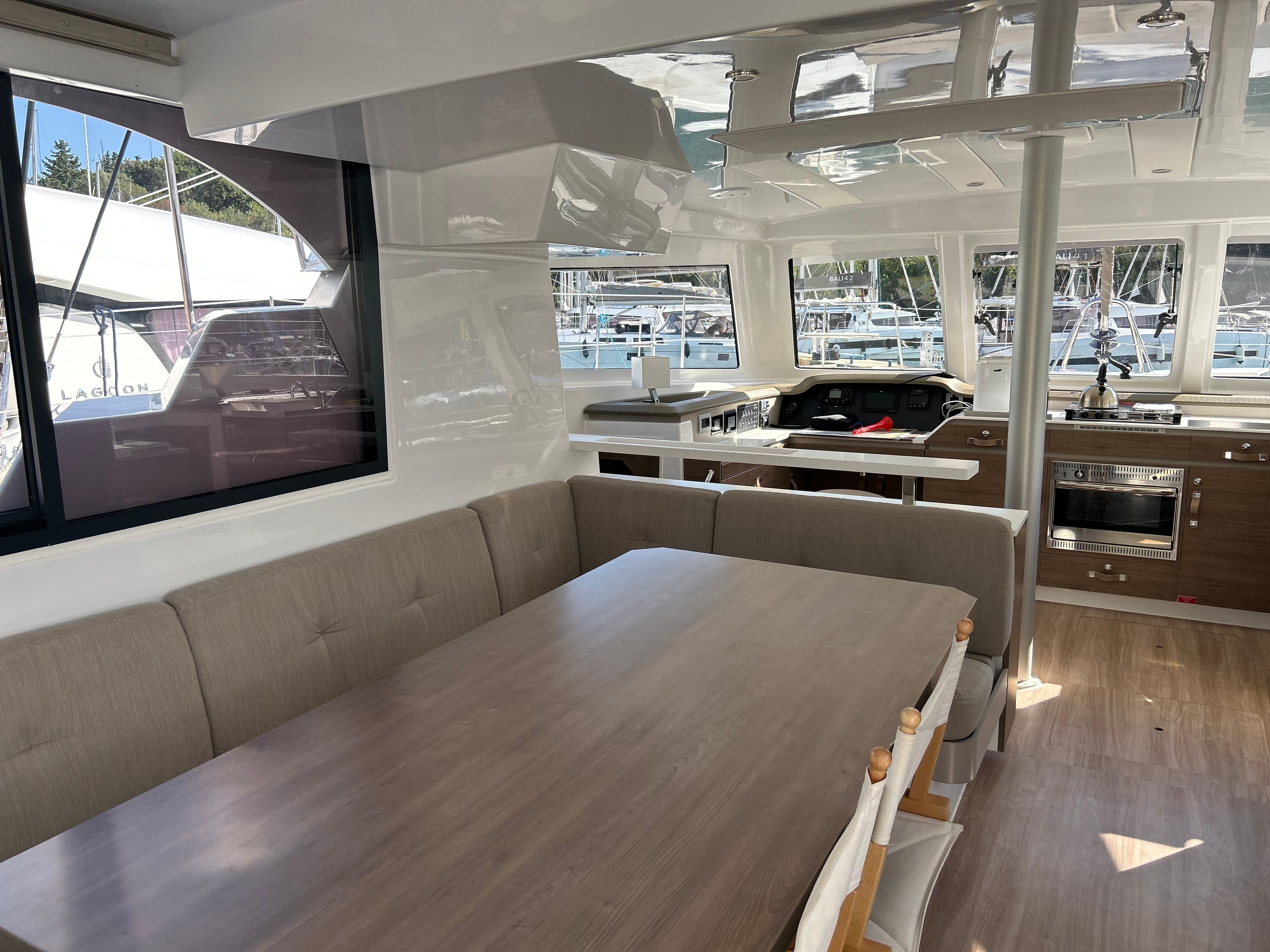 Bali Catspace | Perle Blanche