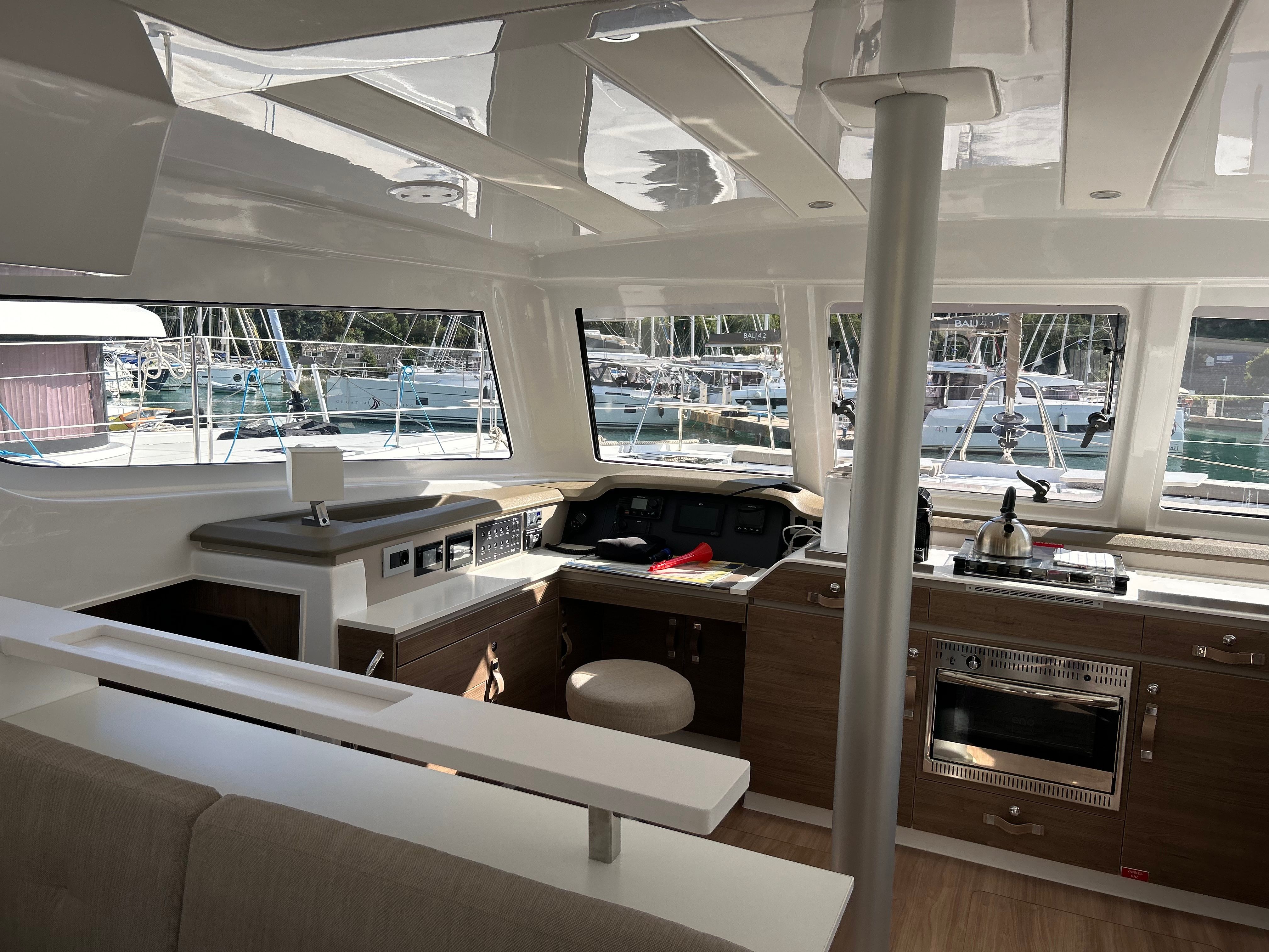 Bali Catspace | Perle Blanche