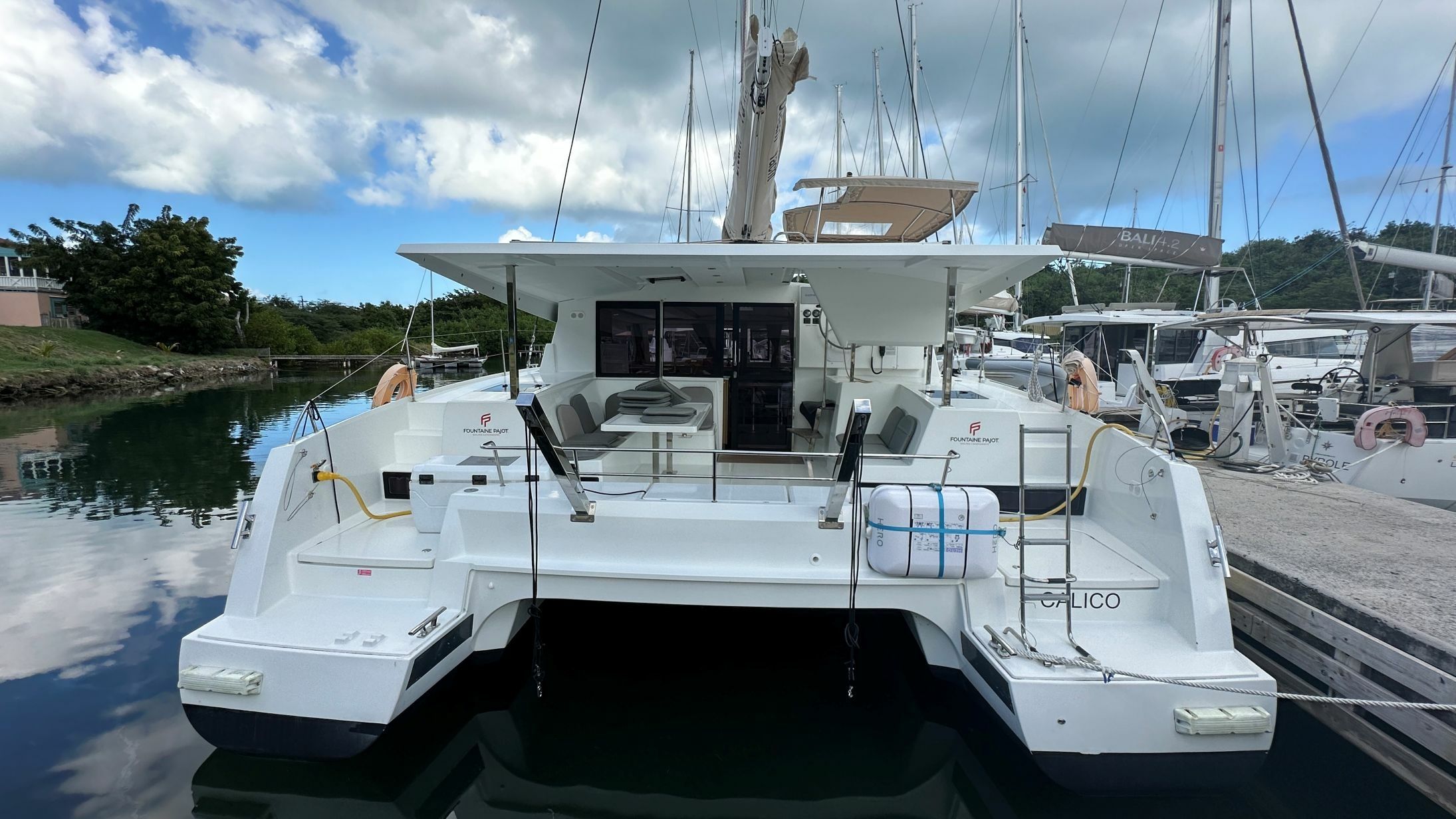 Fountaine Pajot Isla 40 | Calico