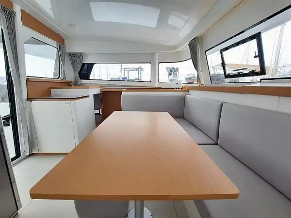 Excess 11 | Albatross