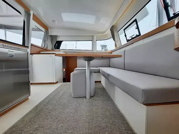 Excess 11 | Albatross