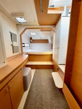 Excess 11 | Albatross