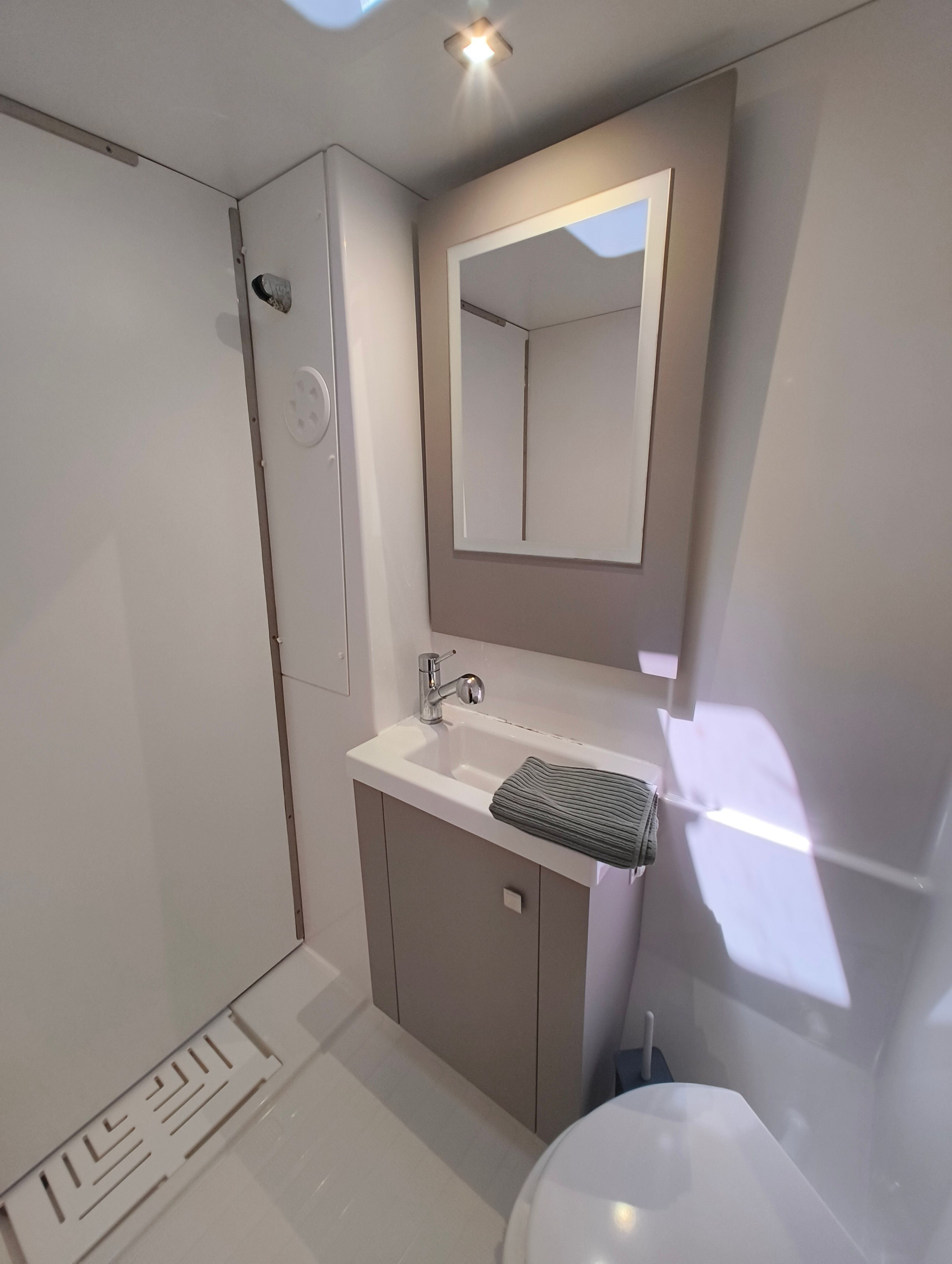 Fountaine Pajot Astrea 42 | Union