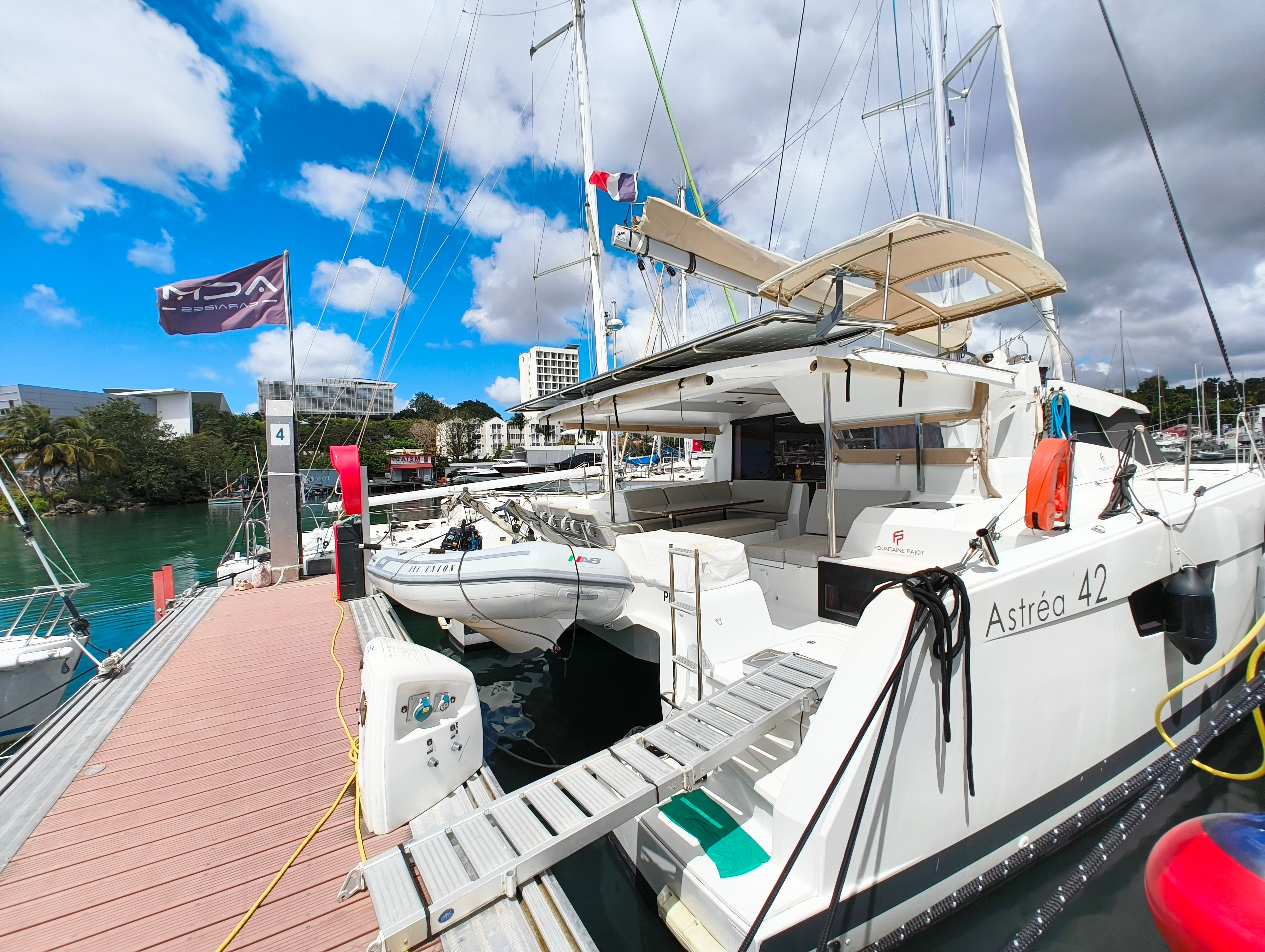 Fountaine Pajot Astrea 42 | Union