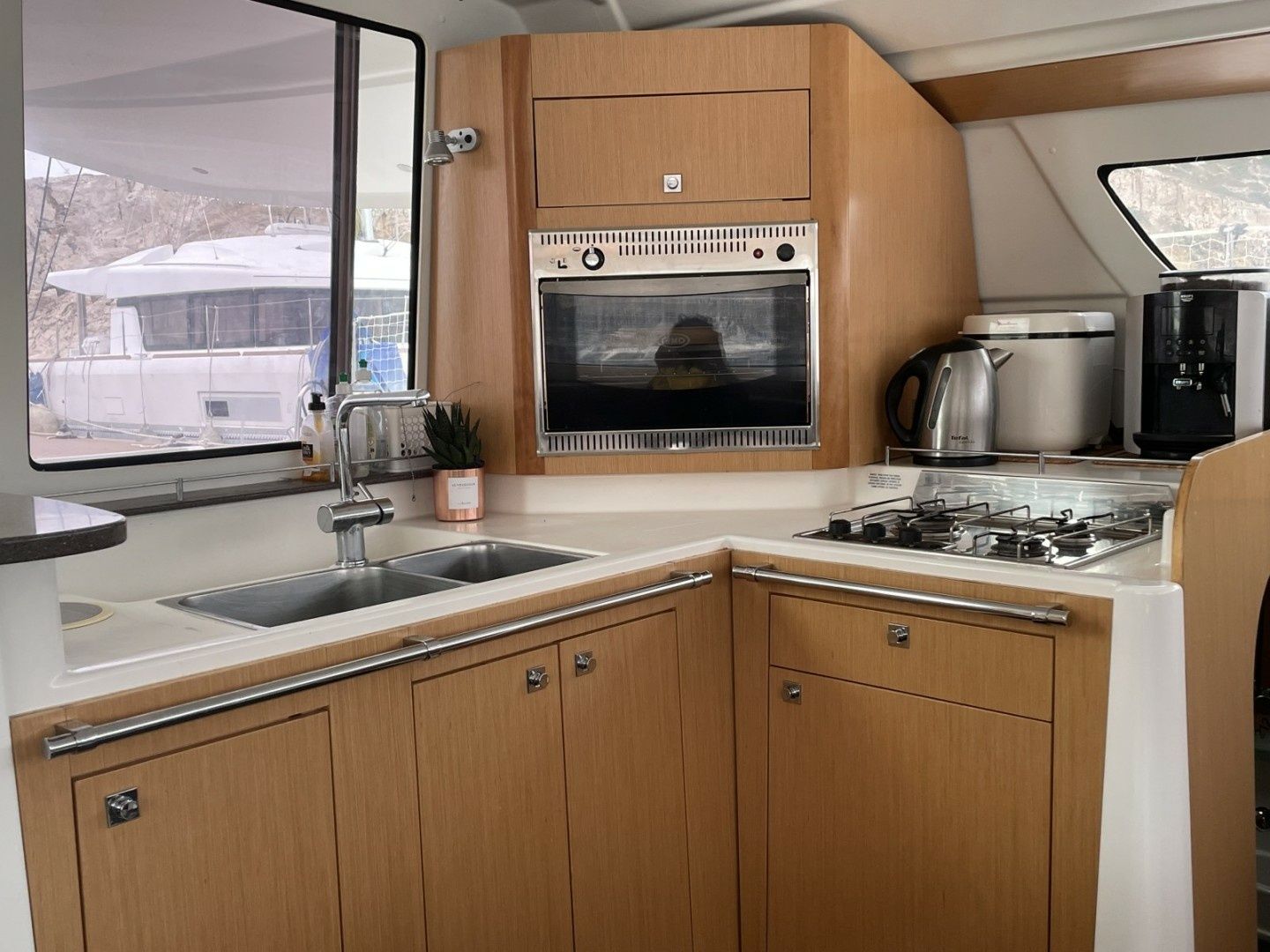 Fountaine Pajot Lipari 41 | Atreyu