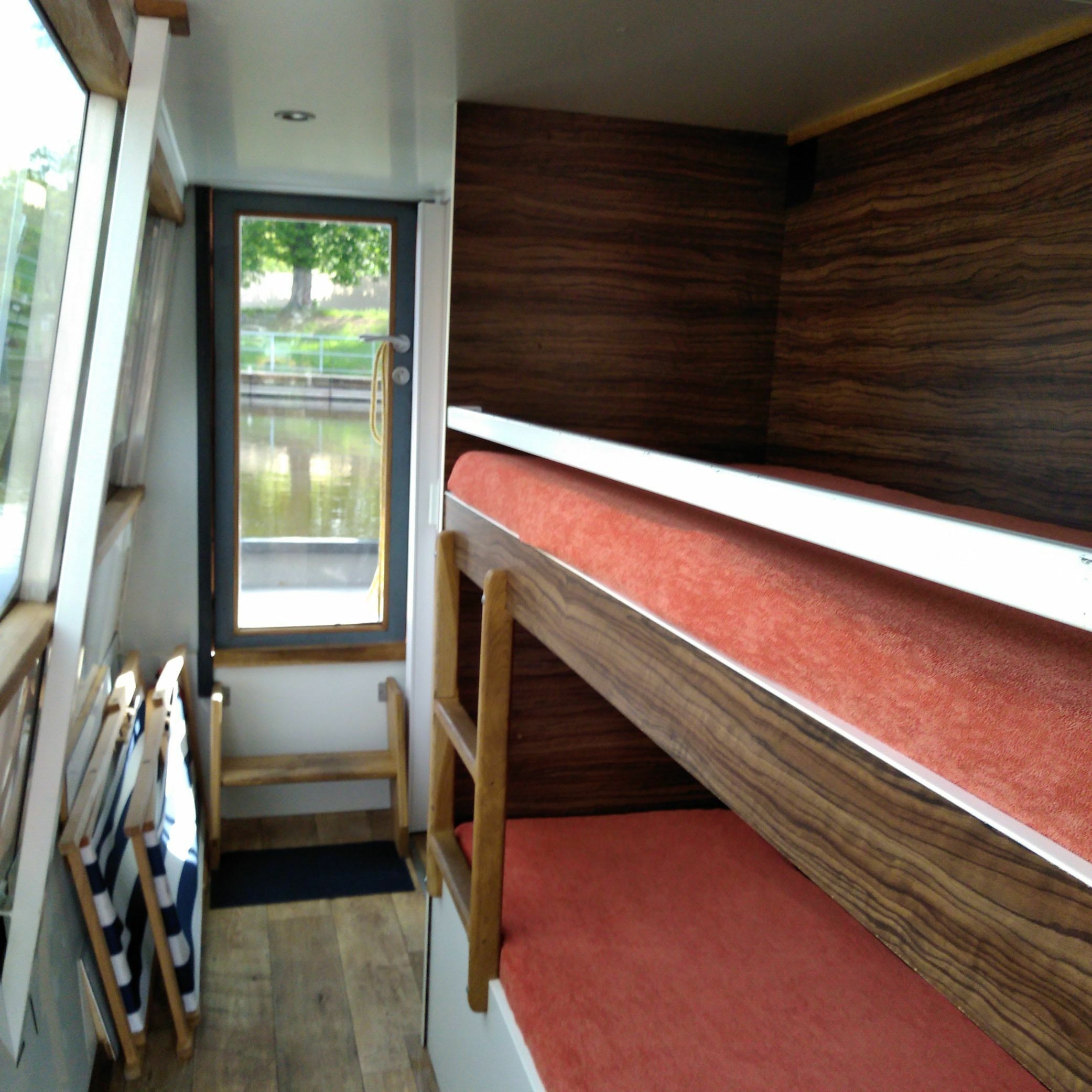 Trawler YB35 | Karolína