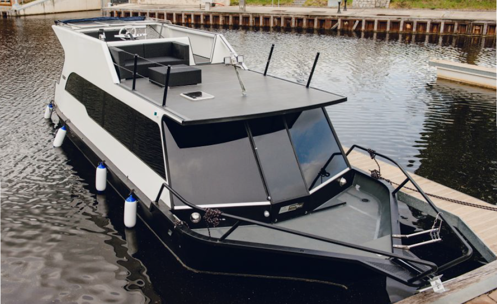 Trawler YB35 | Karolína