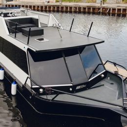 Trawler YB35 | Karolína