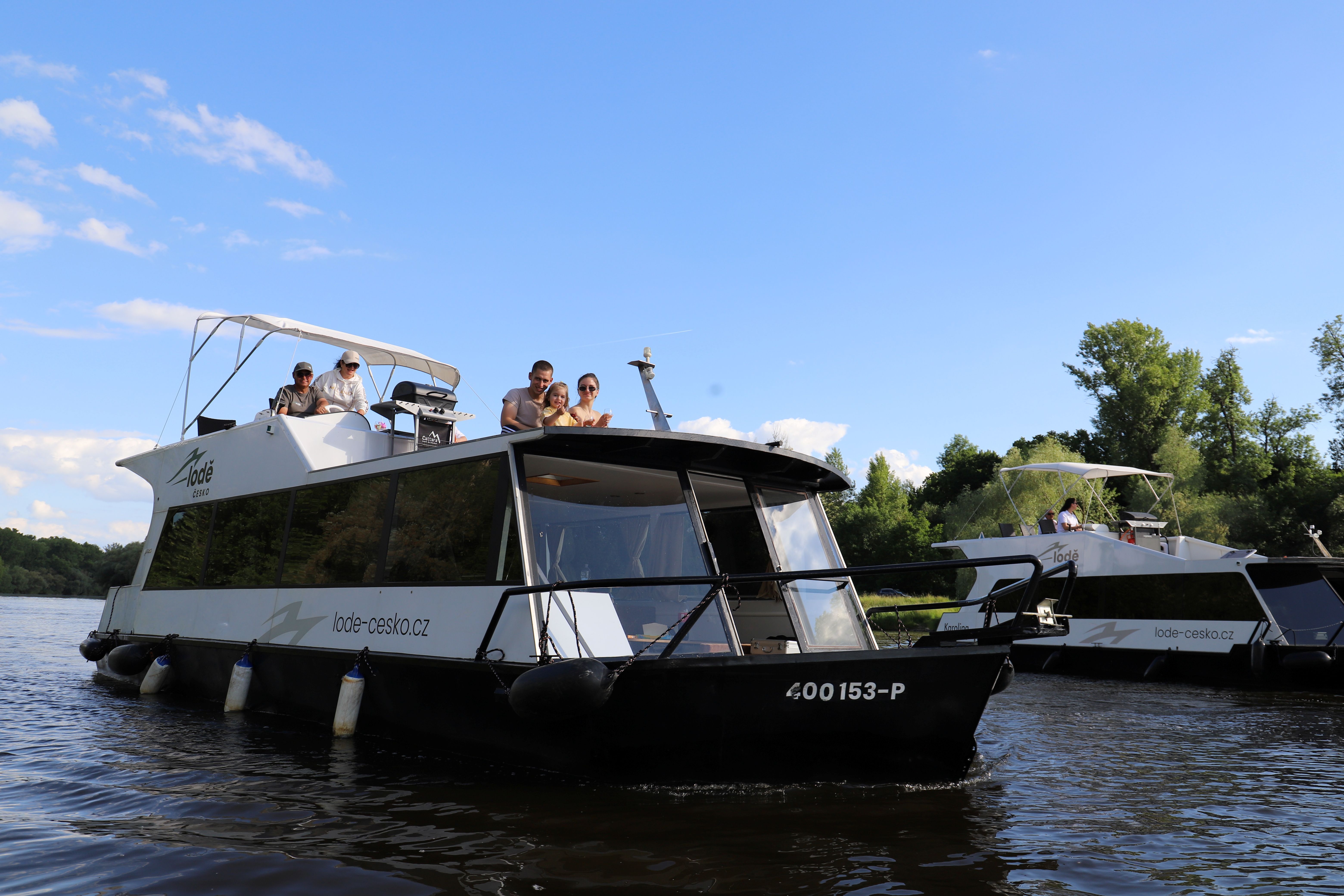 Trawler YB35 | Karolína