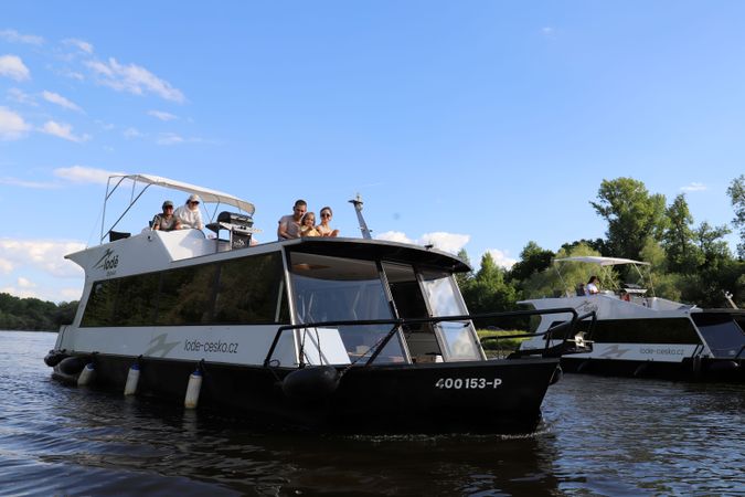 Trawler YB35 | Karolína