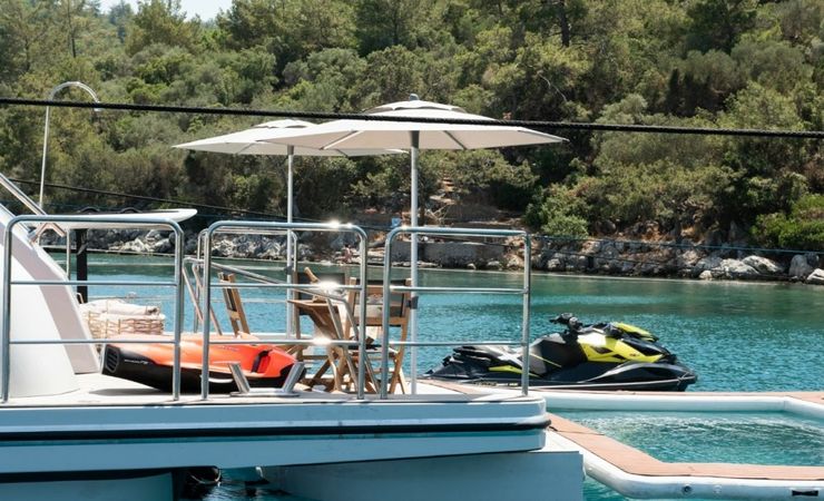 Custom Built 115 | Yacht Go