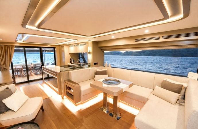 Sirena Yachts 68 | La Luna