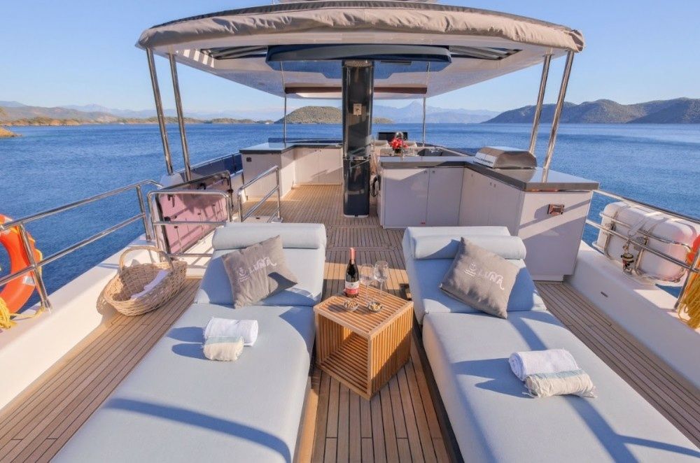 Sirena Yachts 68 | La Luna