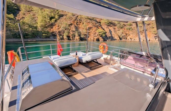 Sirena Yachts 68 | La Luna