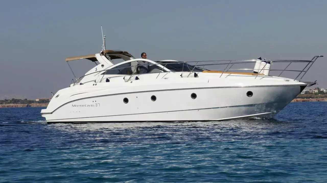 Beneteau Monte Carlo 37 | Coco White