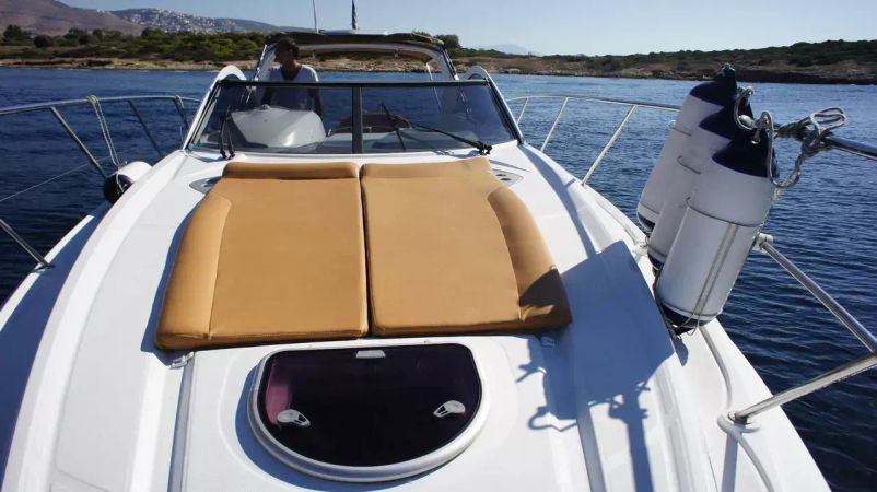 Beneteau Monte Carlo 37 | Coco White
