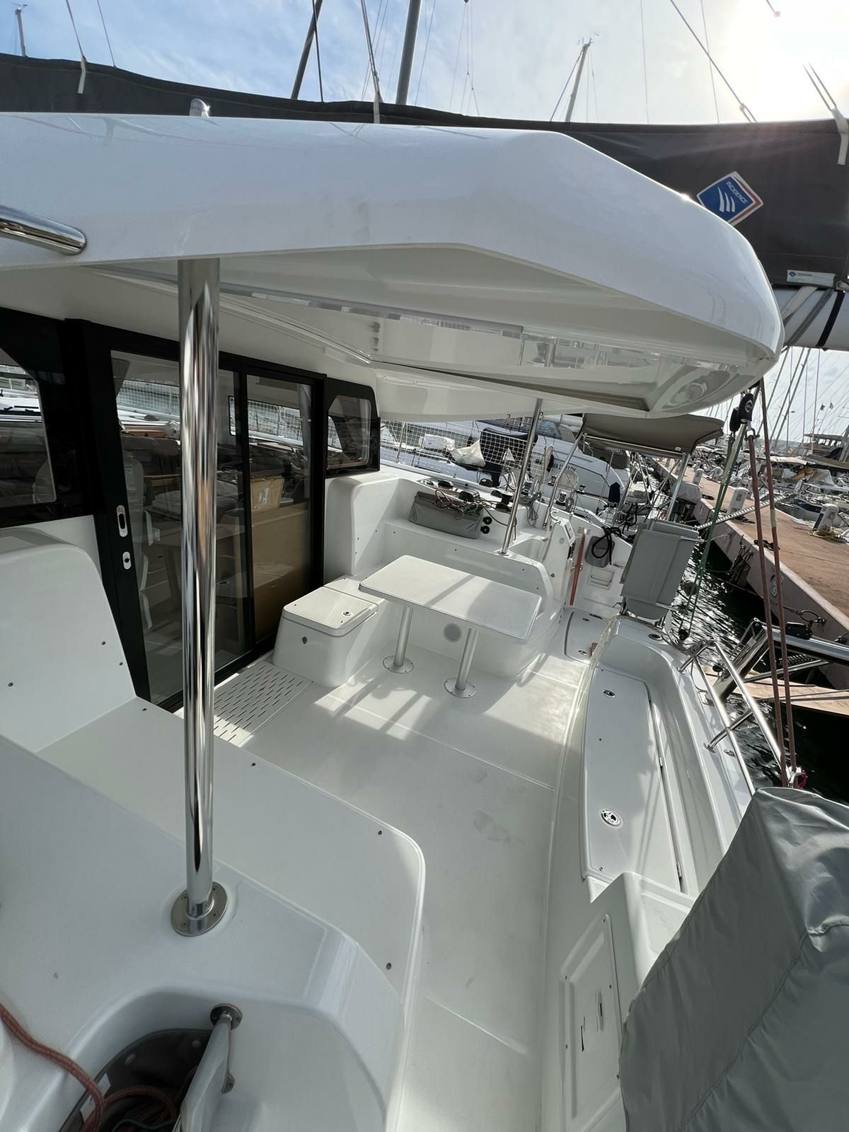 Excess 11 | Pontinesia