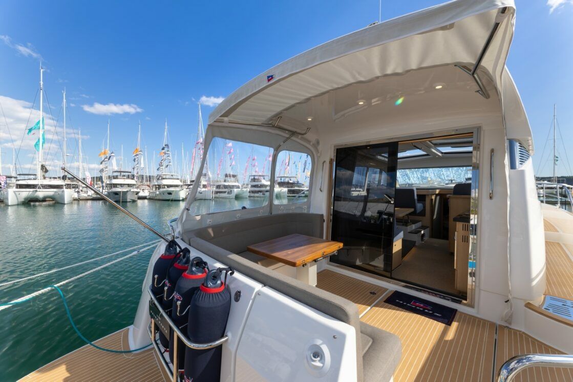 Nimbus 405 Coupé | Bonbon