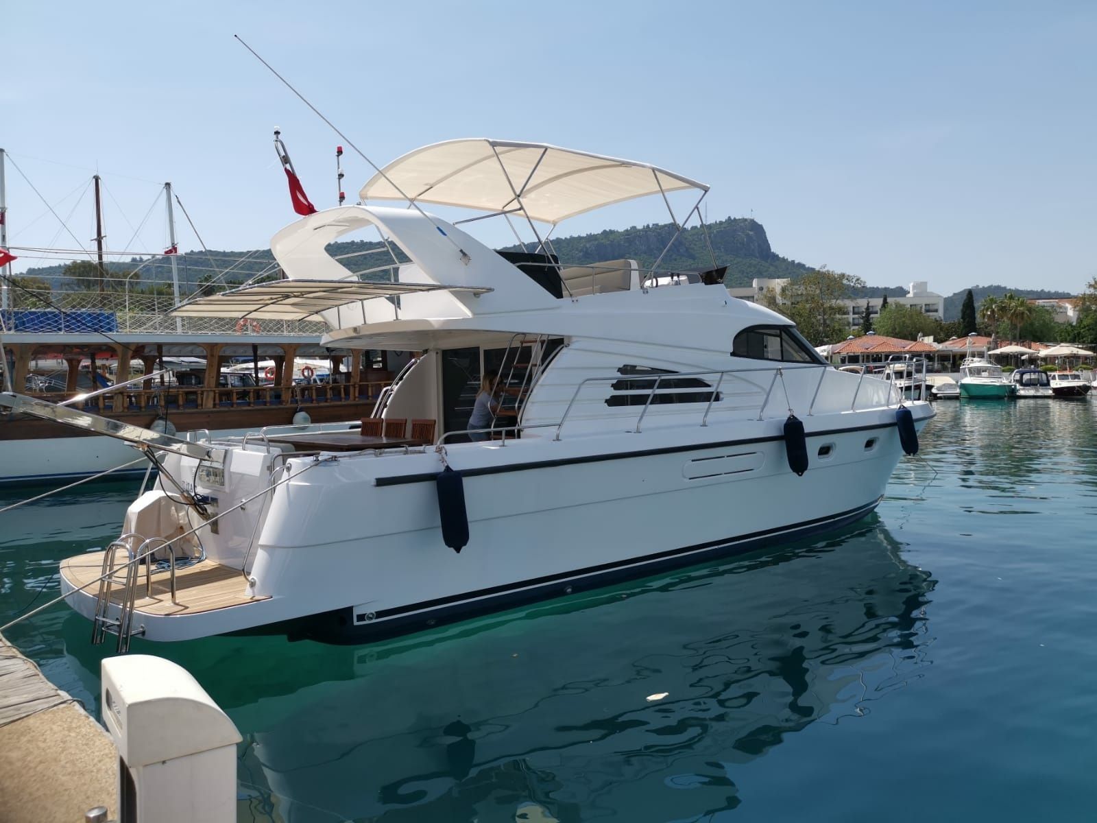 Custom Built 52 | Eliza 2