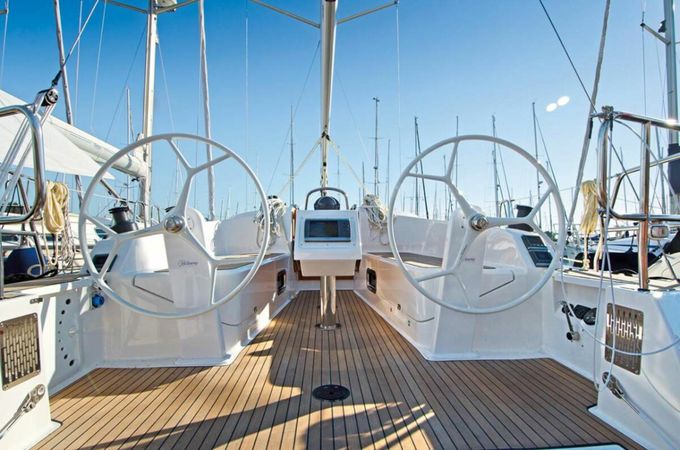 Bavaria Cruiser 37 | Sayra