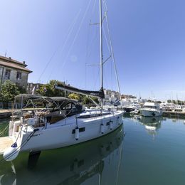 Elan 45 Impression | Amaretto