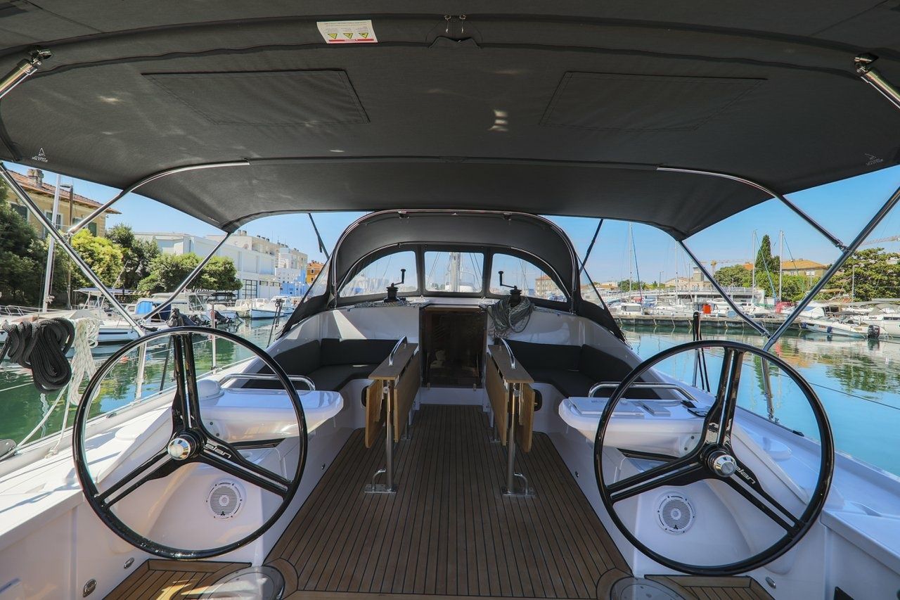 Elan 45 Impression | Amaretto