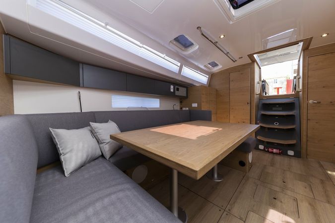 Elan 45 Impression | Amaretto