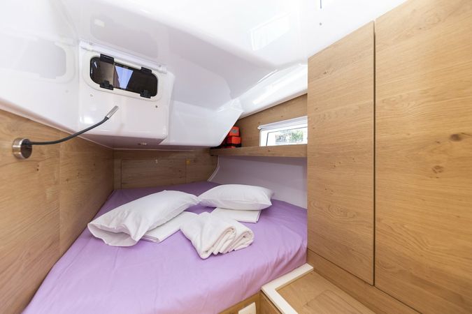 Elan 45 Impression | Amaretto