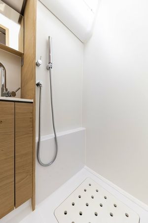 Elan 45 Impression | Amaretto