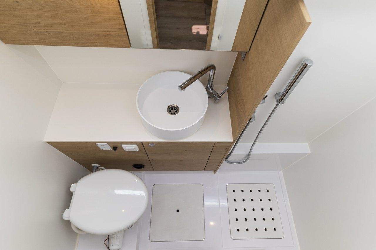 Elan 45 Impression | Amaretto