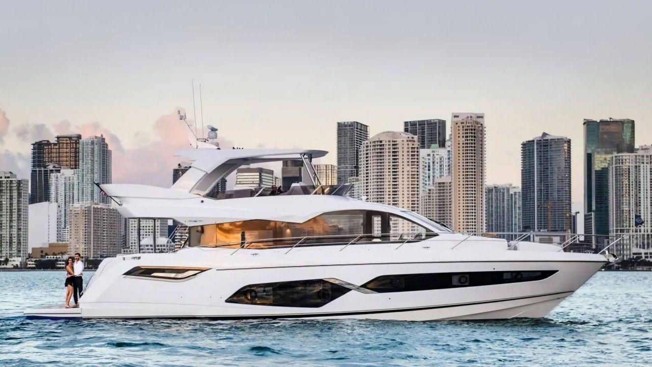 Sunseeker Manhattan 68 | Apollo