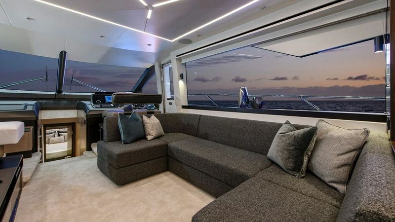 Sunseeker Manhattan 68 | Apollo
