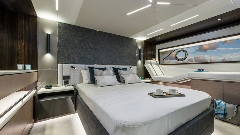 Sunseeker Manhattan 68 | Apollo