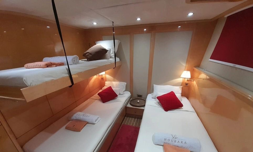 Sunreef 80 | Houbara