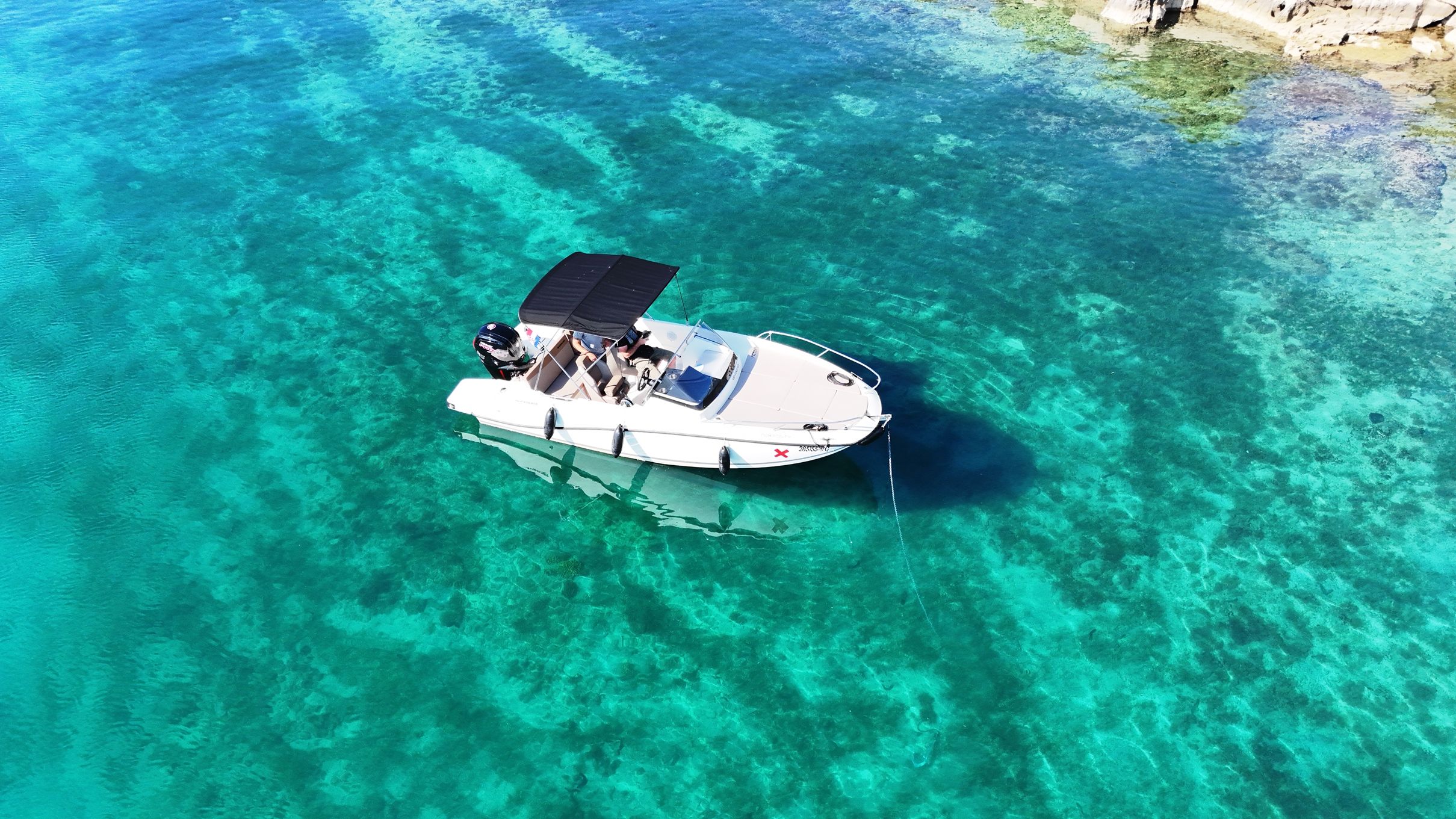 Quicksilver Activ 605 Sundeck | 23