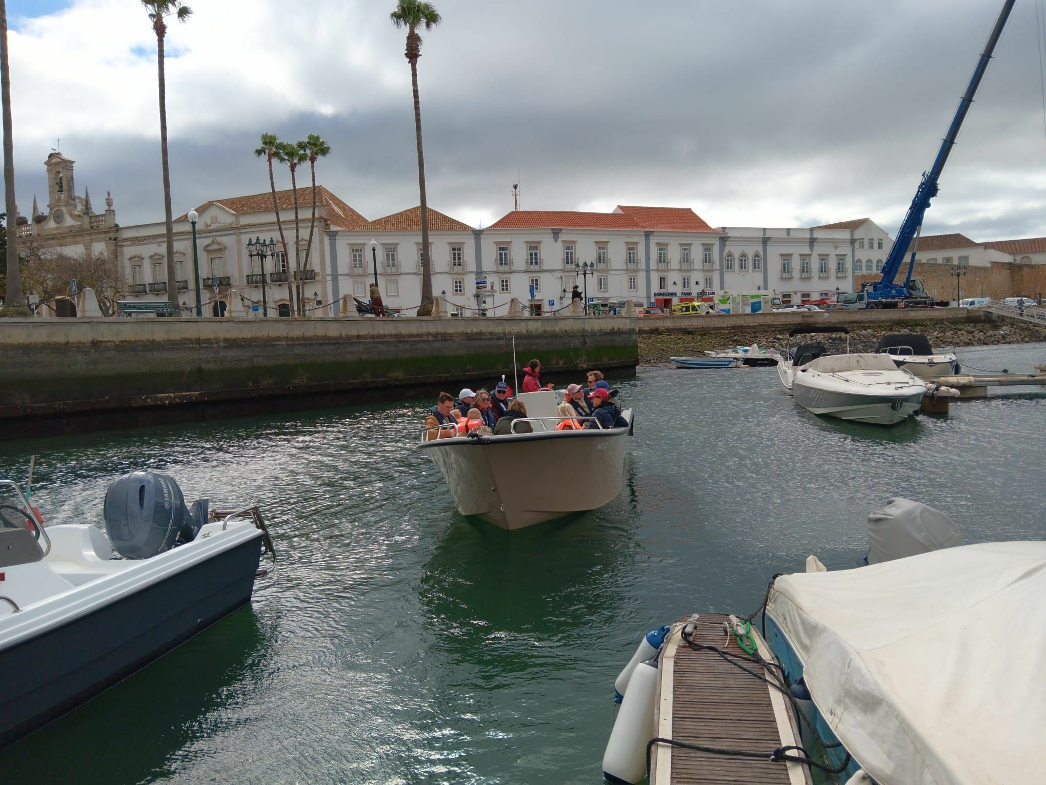 Pearl Boats Sea Master 730 Beach Tour | Mare Vita