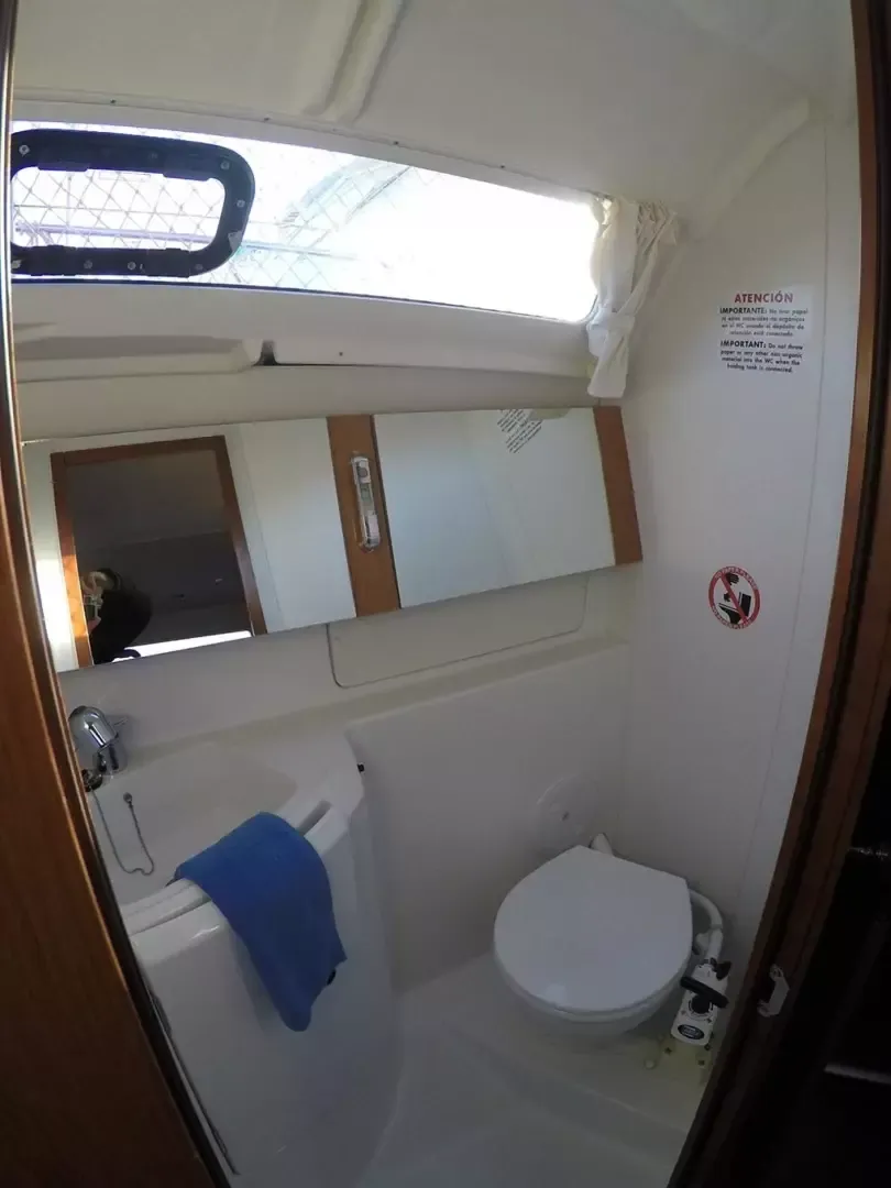 Beneteau Oceanis 37 | Tristaina