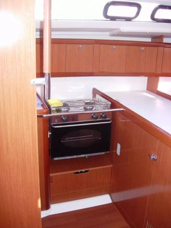 Beneteau Oceanis 37 | Tristaina