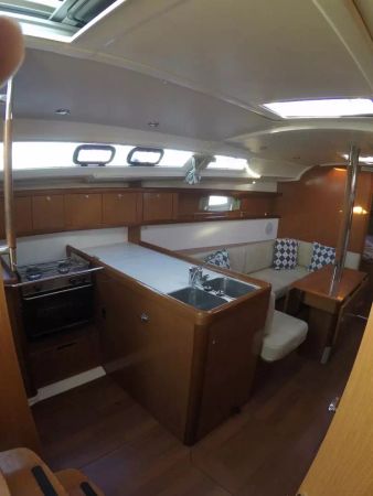 Beneteau Oceanis 37 | Tristaina