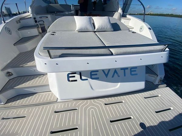 Azimut Atlantis 51 | Elevate