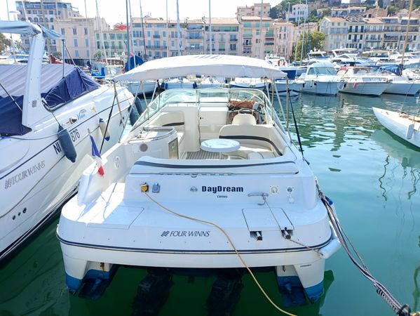 Four Winns 285 | Day Dream