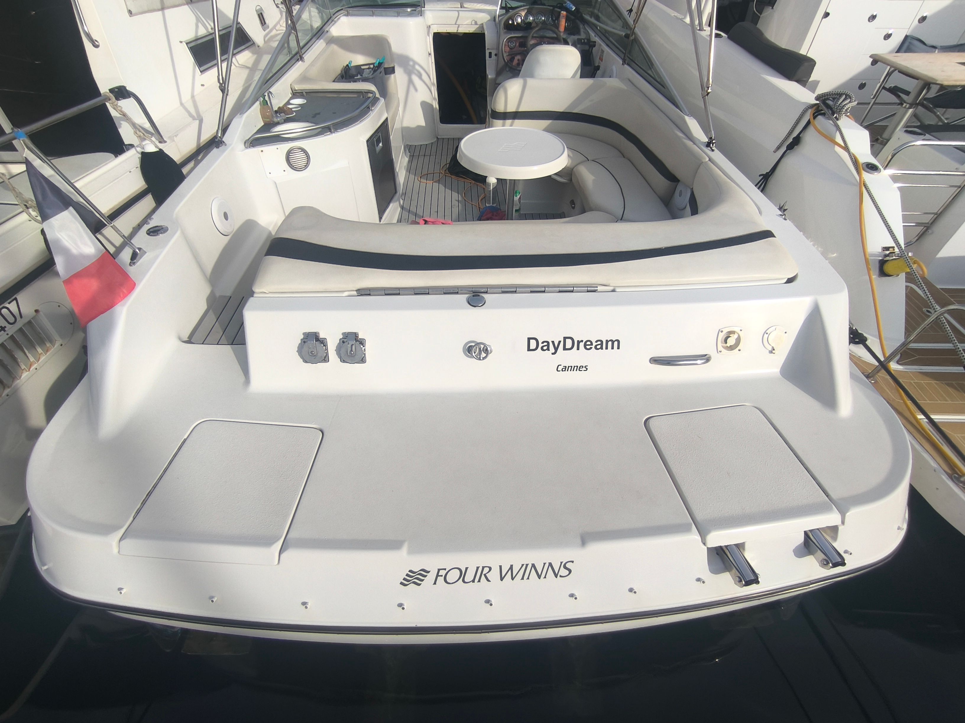 Four Winns 285 | Day Dream