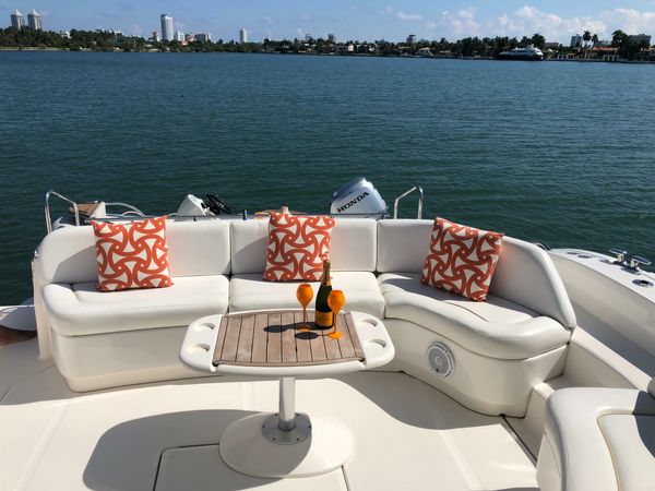 Sea Ray 580 | SeaBarbie