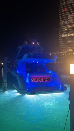 Azimut 60 | Supreme