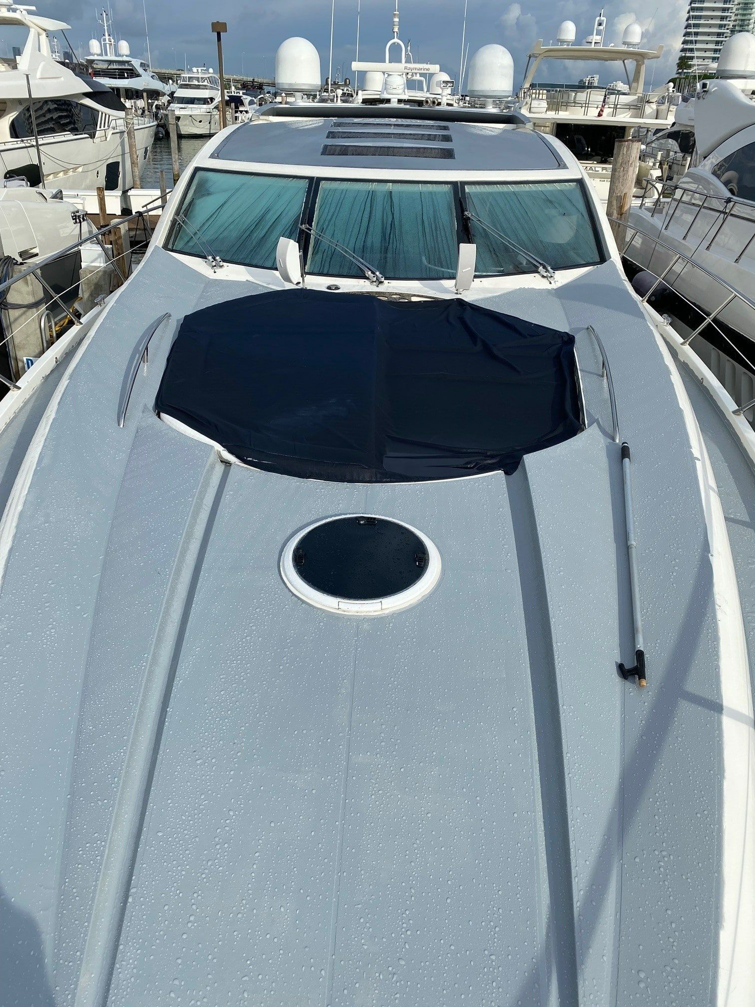 Sunseeker 72 | Lion