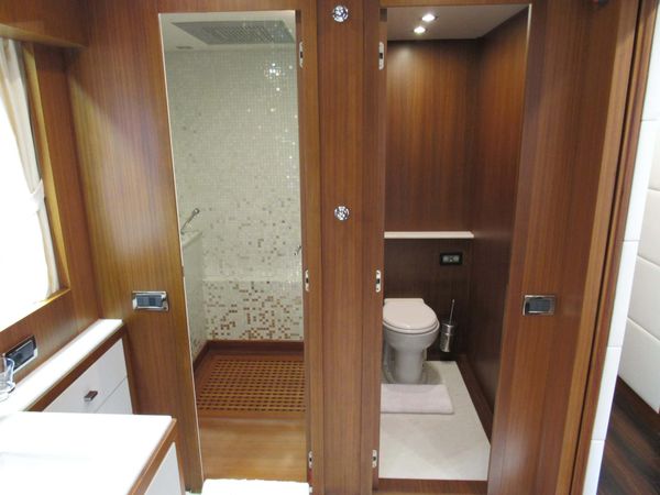 Leopard 105 | Carpe Diem