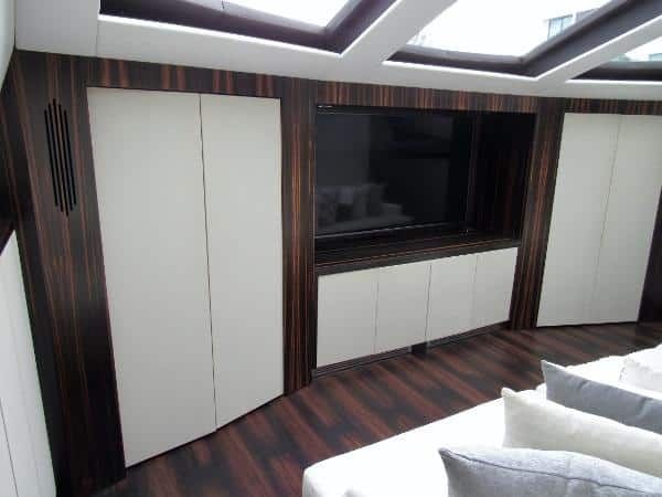 Leopard 105 | Carpe Diem